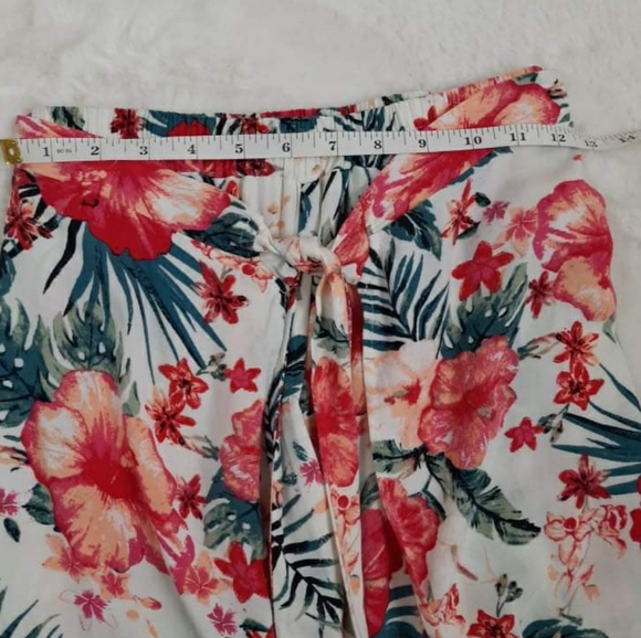Floral wrap pant - Picture 5 of 9